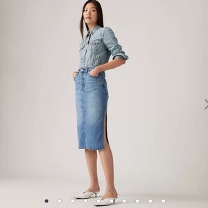 Levi’s side slit skirt 26